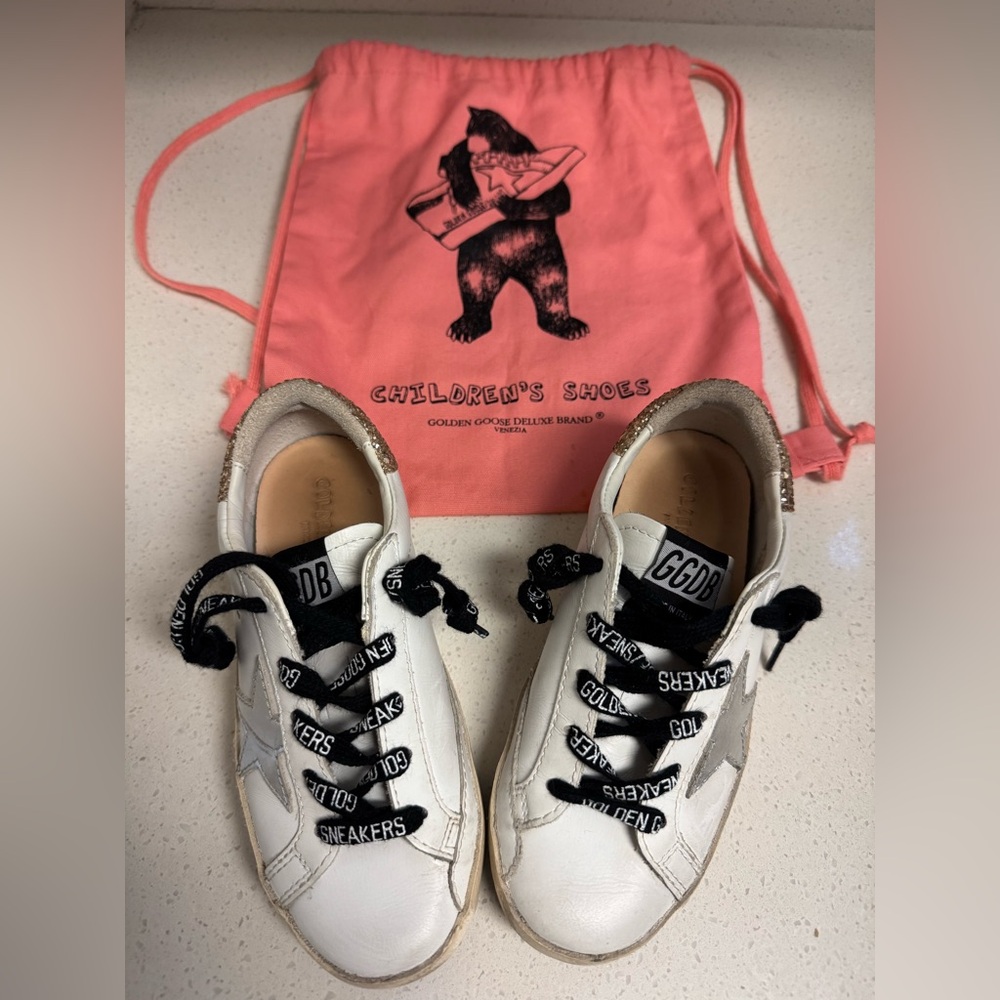 Golden Goose Super Star Young Classic White Sneakers with Pink Bag